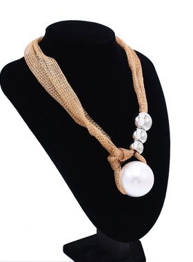 新款时尚珍珠吊坠项链女