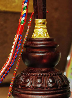 格萨尔王权杖实木底座木头底座