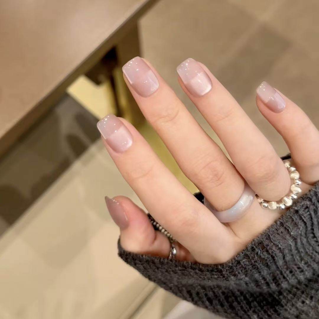 【平行空间】浅粉空间玻璃珠猫眼纯手工穿戴甲温柔简约显白美甲贴,淘宝优惠券,粉丝福利购,淘宝优惠卷