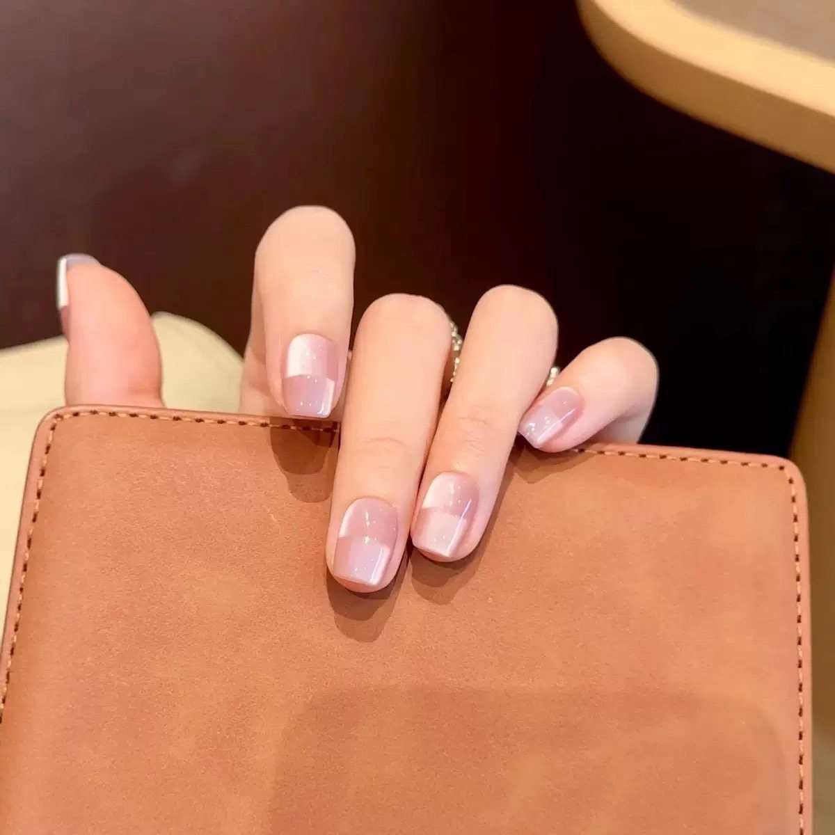 【平行空间】浅粉空间玻璃珠猫眼纯手工穿戴甲温柔简约显白美甲贴,淘宝优惠券,粉丝福利购,淘宝优惠卷