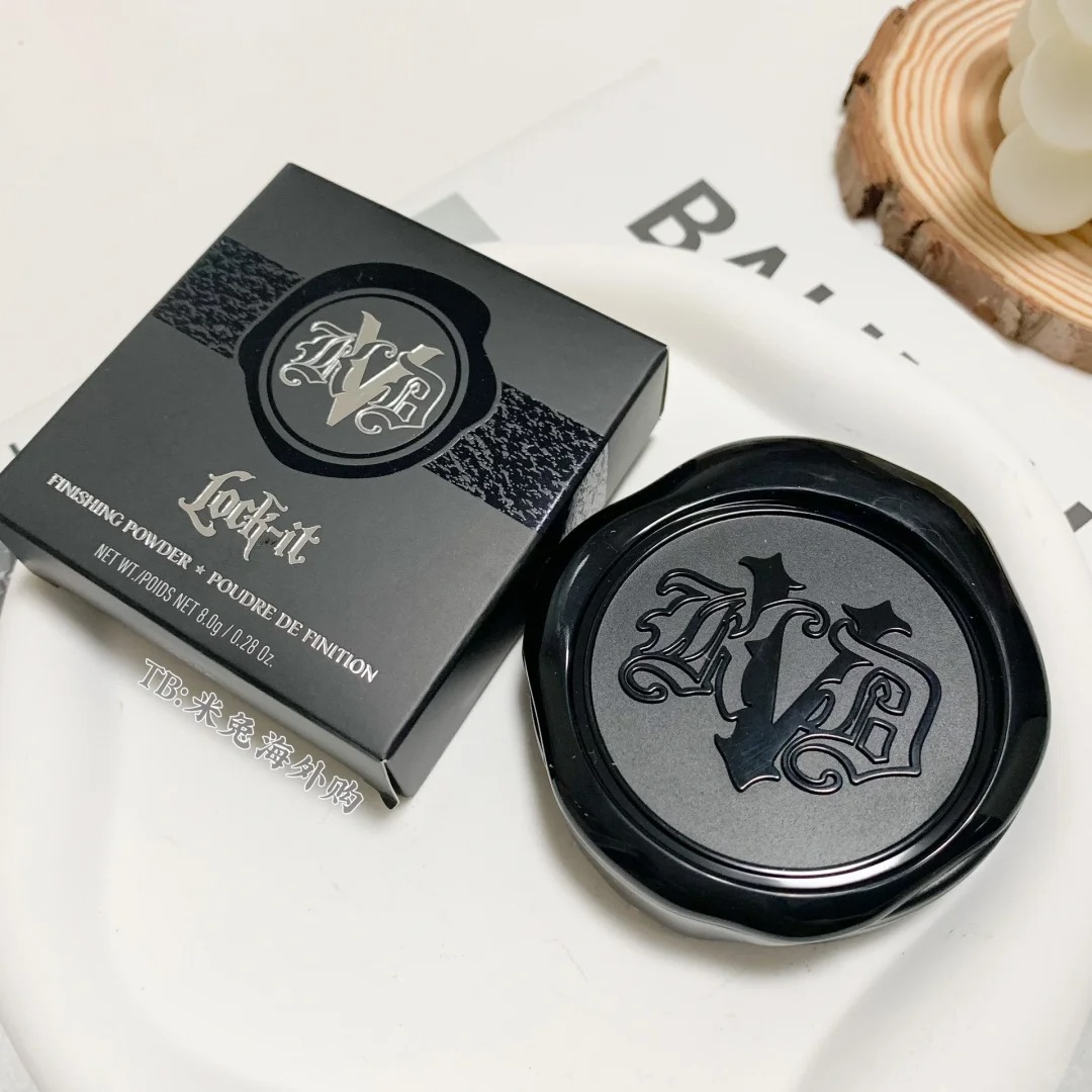 美国KAT VON D哑光控油蜜粉饼KVD lock-it定妆粉饼8g fair/light - 图1