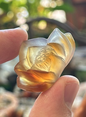 天然江料冰料飘红刚透质地玛瑙手工巧雕莲花吊坠挂件冰感