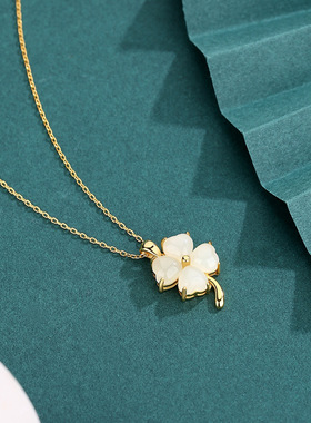 幸运四叶草项链女925纯银轻奢高级感天然和田玉花朵吊坠饰品配饰