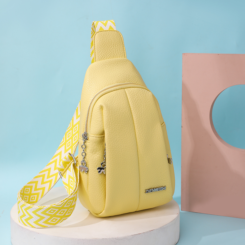 2024新款软皮胸包女斜挎包时尚百搭单肩包旅行小背包胸前包小包包 - 图1