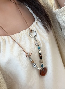 长款编绳贝壳串珠咖色爱心项链女