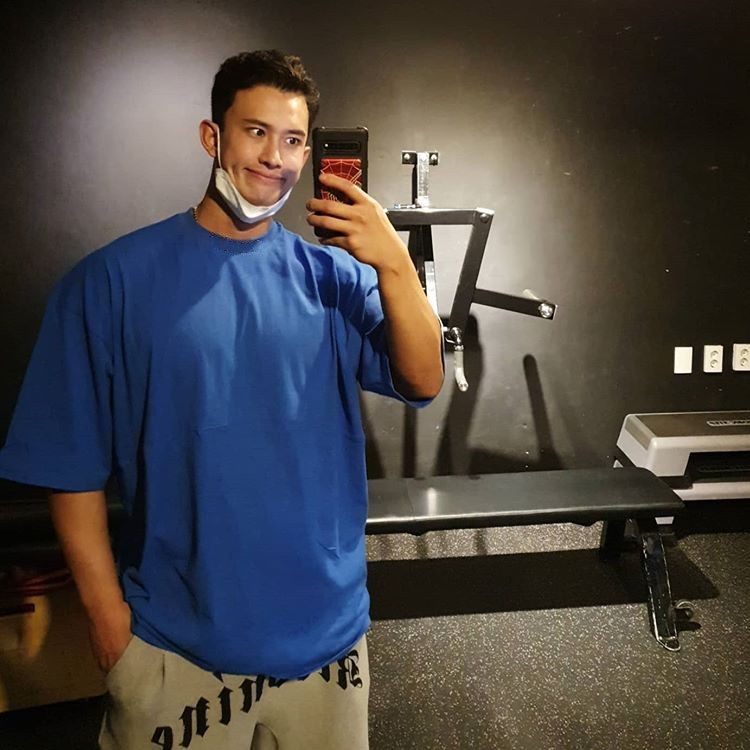 健身国际纯色运动短袖男T恤肌肉宽松欧码潮牌透气圆领半袖衫大码,淘宝优惠券,粉丝福利购,淘宝优惠卷