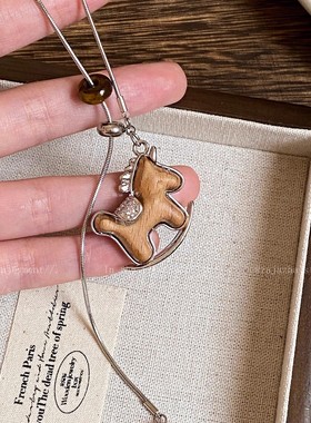 木质小马项链女生2025新款