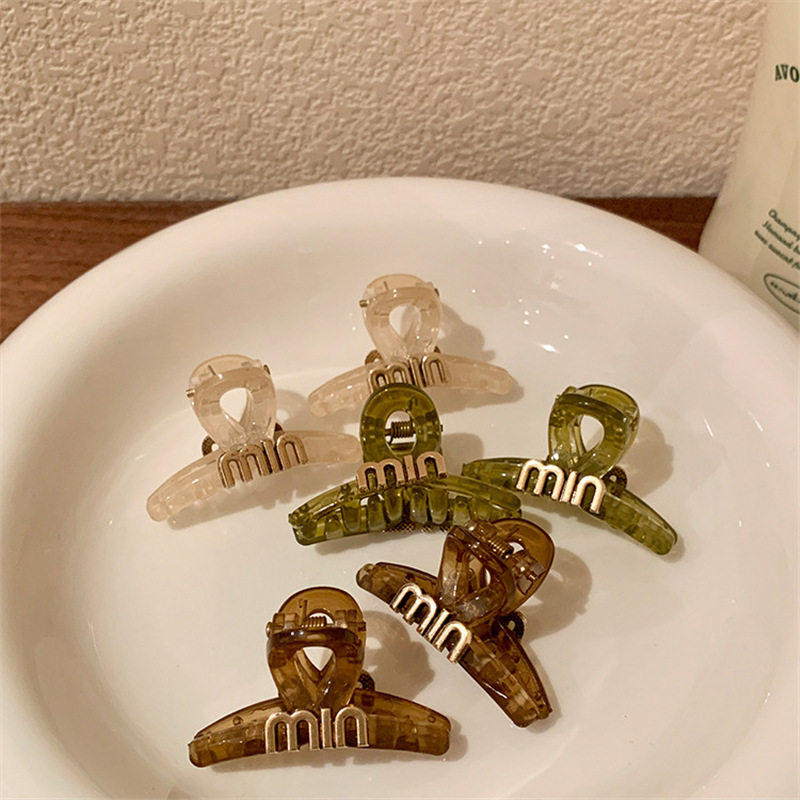 高级感简约字母迷你小抓夹女公主头刘海发夹女侧边头饰发卡发饰,淘宝优惠券,粉丝福利购,淘宝优惠卷