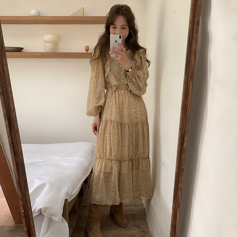 韩国chic秋季复古温柔V领满屏碎花拼接荷叶边高腰显瘦桔梗连衣裙 - 图3