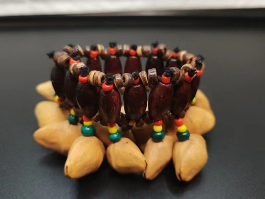 多拉果壳手铃果壳铃铛手链非洲鼓打击伴奏手腕铃坚果治愈摇铃音乐