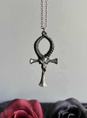 泰银潮牌哥特朋克安卡十字架山羊头吊坠送男友礼物复古项链