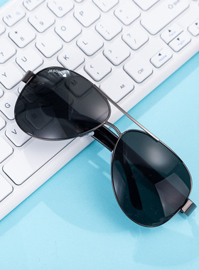 Stylish Men wrist watch wallet sunglasses suit gift 手表套装