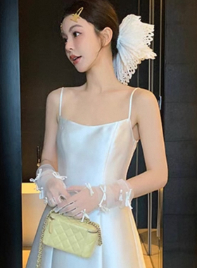 周美美同款白色镂空褶皱发圈头花