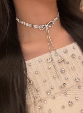 水钻镶嵌蝴蝶结流苏颈链
