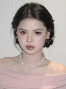 法式赫本风珍珠项链轻奢小众颈链