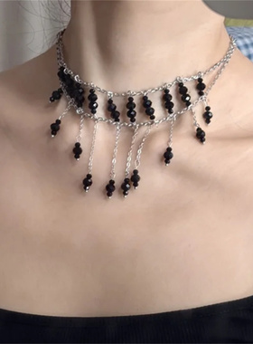 黑色串珠流苏项链高级小众锁骨链