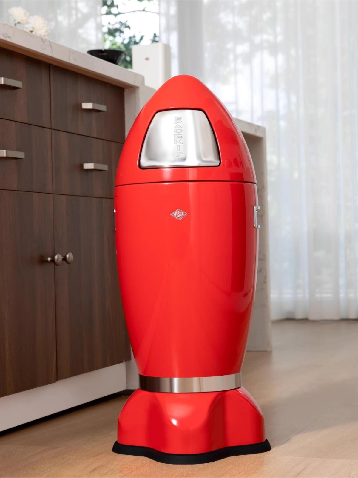 德国高颜值wesco垃圾桶小火箭卫生桶10L适用别墅客厅老板办公室