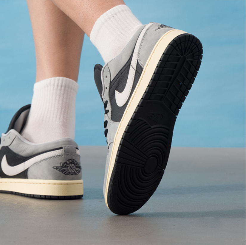 Nike/耐克Air Jordan 1 Low AJ1经典低帮百搭板鞋HQ2010-012,淘宝优惠券,粉丝福利购,淘宝优惠卷