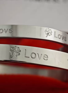 时尚风流行幸运四叶草钛钢手镯