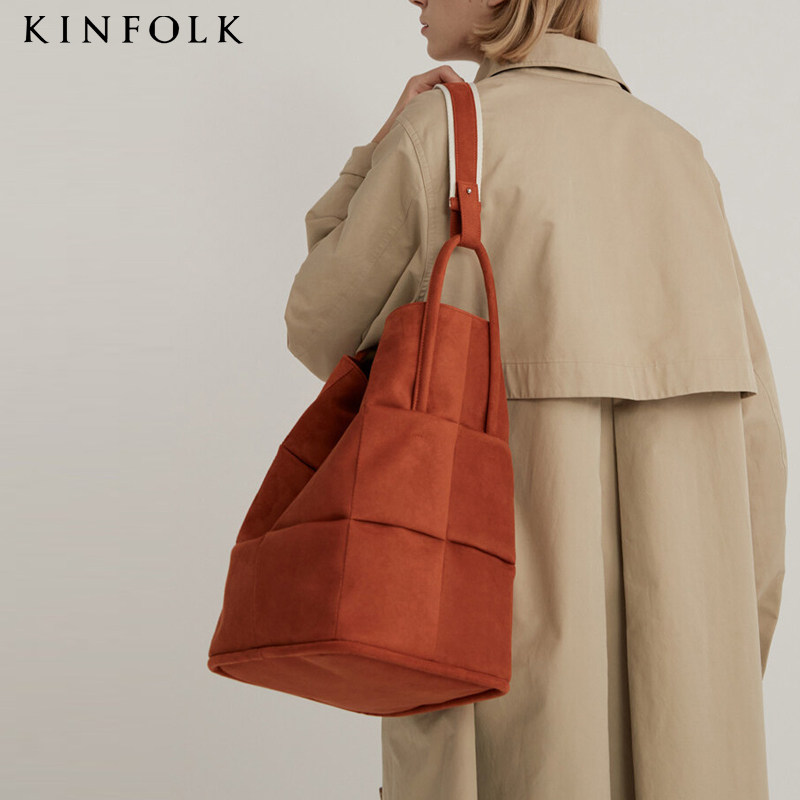 包包女大容量2025潮新款磨砂绒布水桶包宽肩带棋盘格子手提单肩包,淘宝优惠券,粉丝福利购,淘宝优惠卷