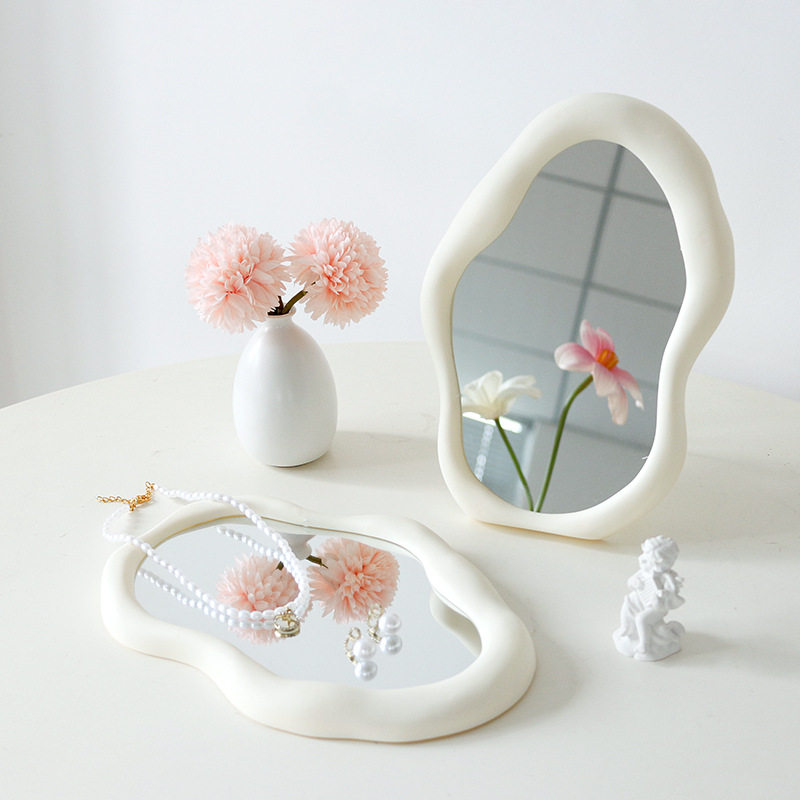 ins奶油色不规则形状镜子镜面云朵饰品拍照道具摄影装饰桌面摆件,淘宝优惠券,粉丝福利购,淘宝优惠卷