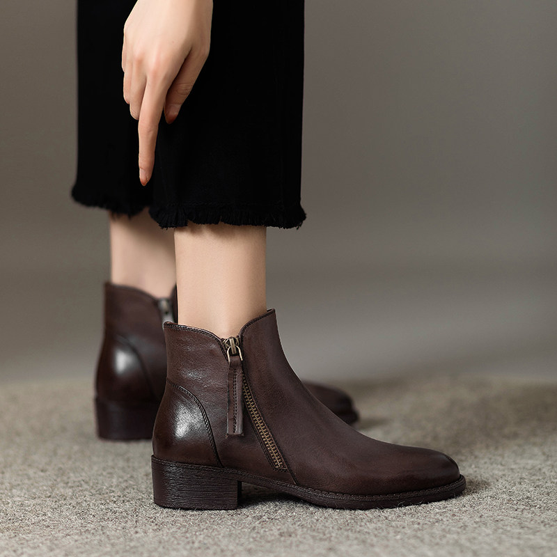 秋冬季圆头英伦风真皮切尔西短靴复古棕色马丁靴女平底低跟及踝靴,淘宝优惠券,粉丝福利购,淘宝优惠卷