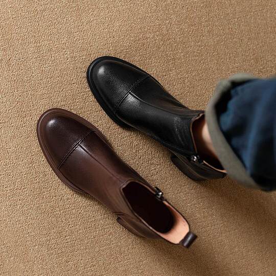 Retro brown soft sheepskin boots