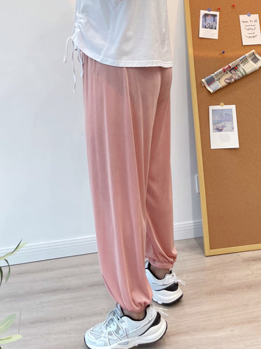 夏季女薄款大码哈伦裤胖mm200斤加肥九分宽松束口冰丝休闲灯笼裤 - 图2