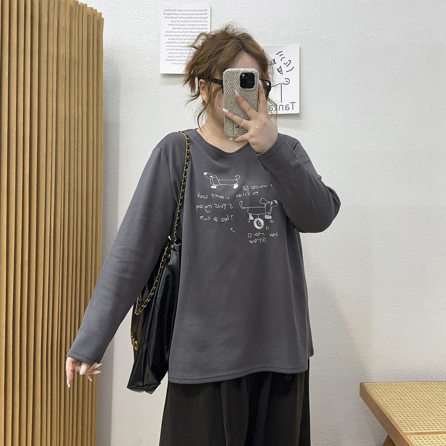 宛宛大码胖MM卡通刺绣小狗显瘦磨毛长袖T恤女秋冬新款打底衫上衣,淘宝优惠券,粉丝福利购,淘宝优惠卷