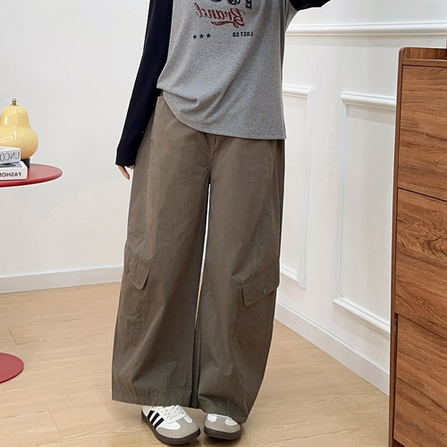 宛宛大码胖MM工装裤女春季新款高腰小个子宽松显瘦阔腿休闲弯刀裤 - 图1