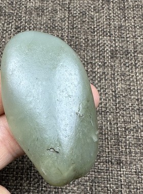 新疆和田玉籽料天然原石把件挂机吊坠原皮带毛孔青白玉白玉