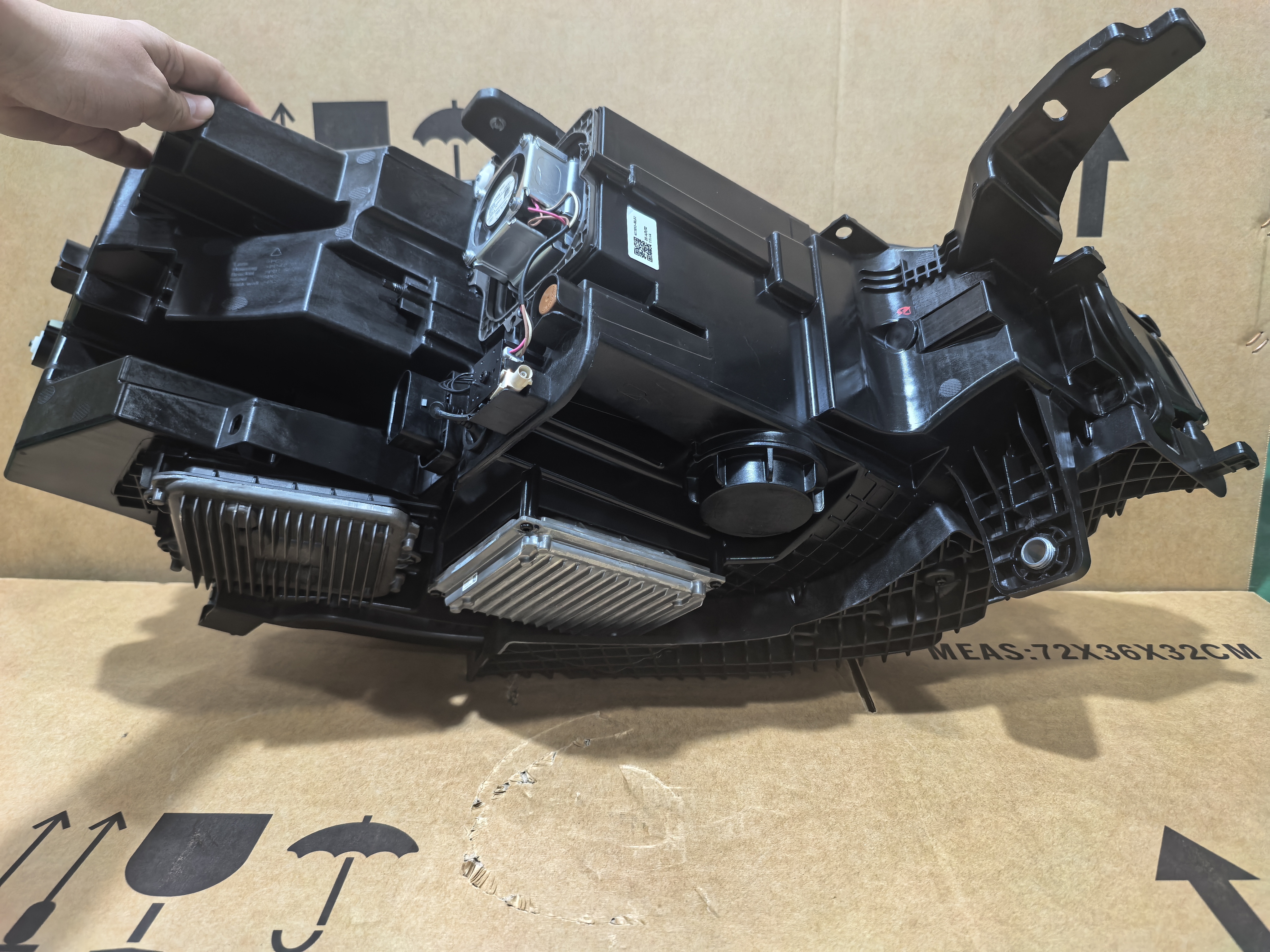 适用AITO问界M9大灯总成 M8 M7 M5 享界 智界 尚界 尊界 原厂大灯 - 图3