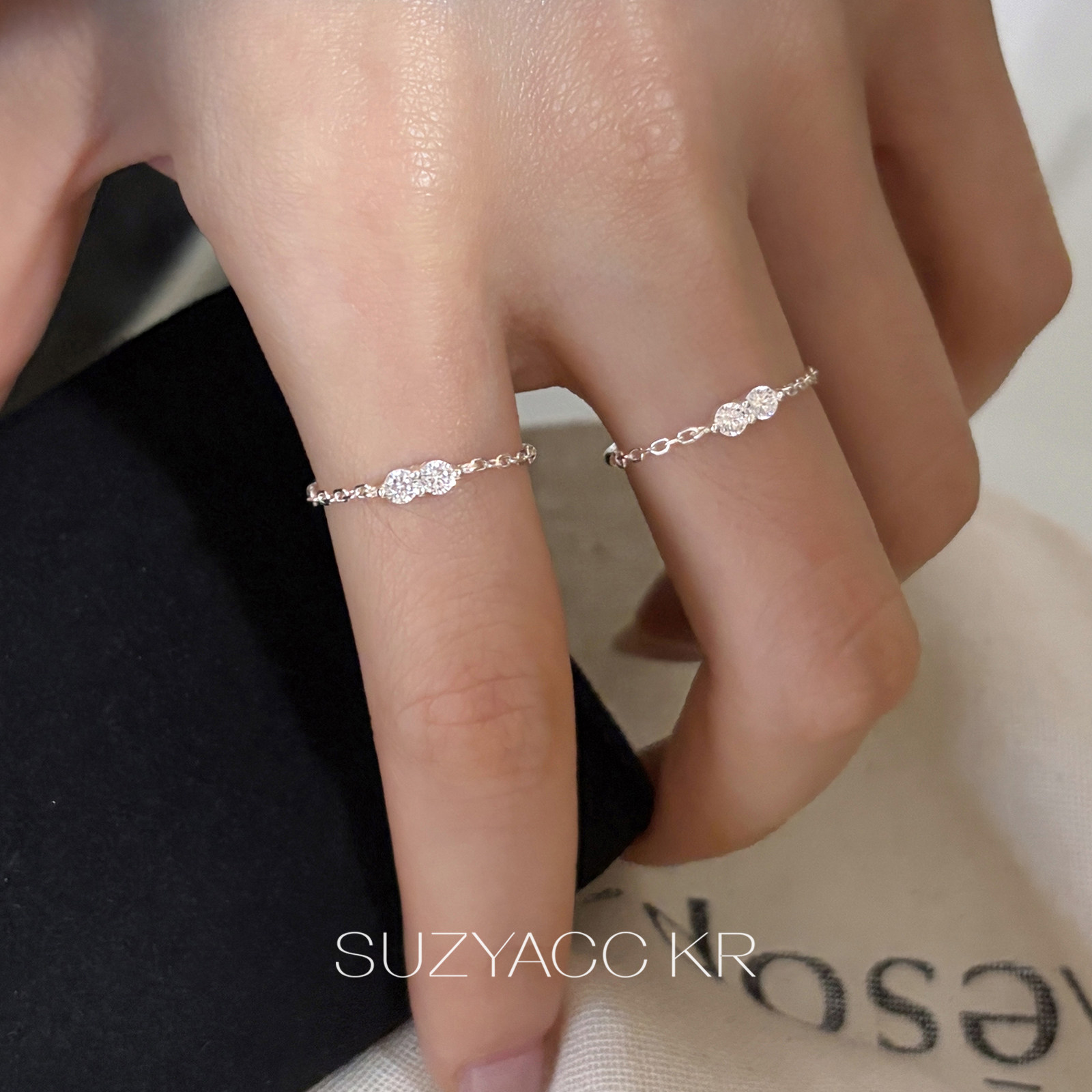 Suzyacc kr sterling silver rhinestone super flash chain ring exquisite white niche design thin circle index finger ring for women