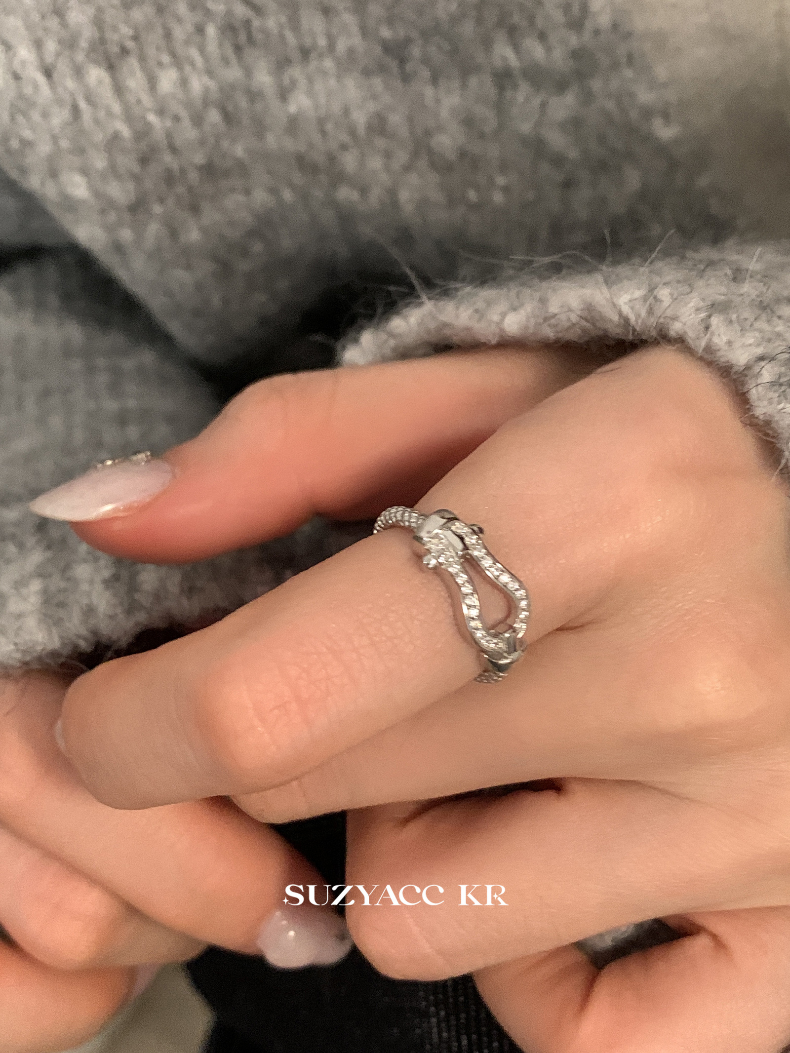 suzyacc kr小众设计纯银满钻马蹄扣麻花戒指气质轻奢高级感食指戒 - 图0