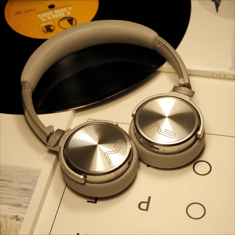 德国柏林之声便携式蓝牙头戴耳机超高音质超长续航运动电竞耳机 - 图2