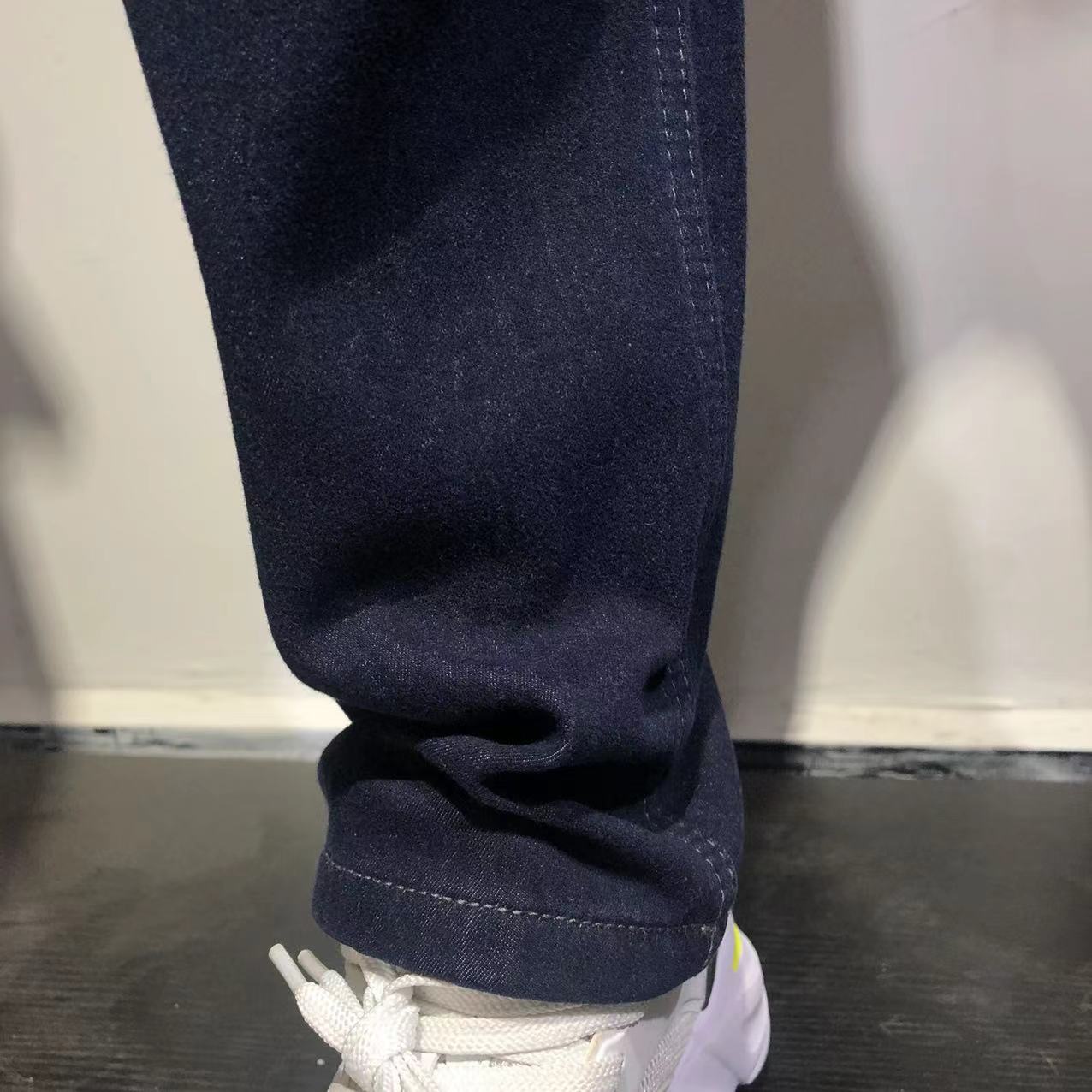 品牌男装商场撤柜秋冬厚款加绒男士修身小脚弹力中腰长裤牛仔裤子 - 图0