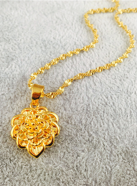 百搭潮流沙金镀金爱心坠项链女