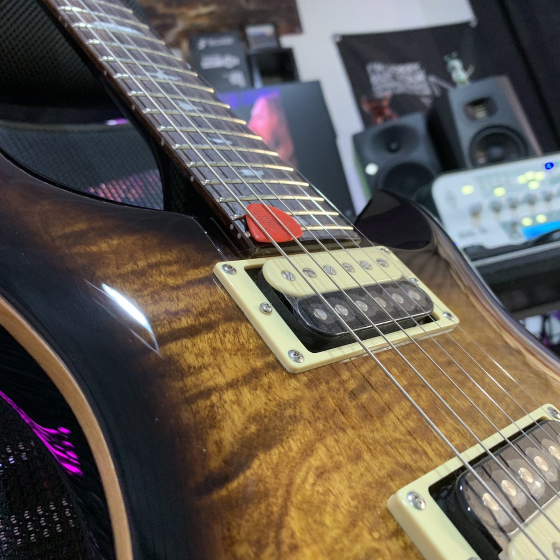 PRS SE CUSTOM 24 黑金枫木贴面 金属 摇滚单摇24品电吉他 - 图2