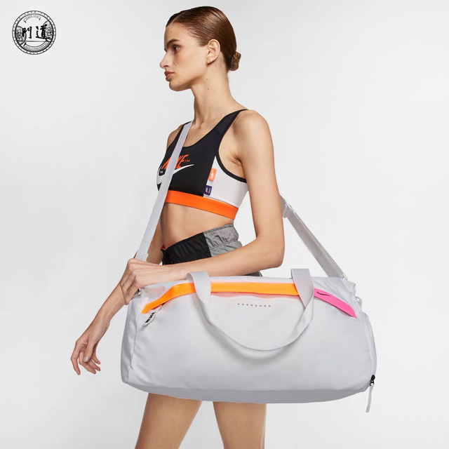 nike radiate training tote