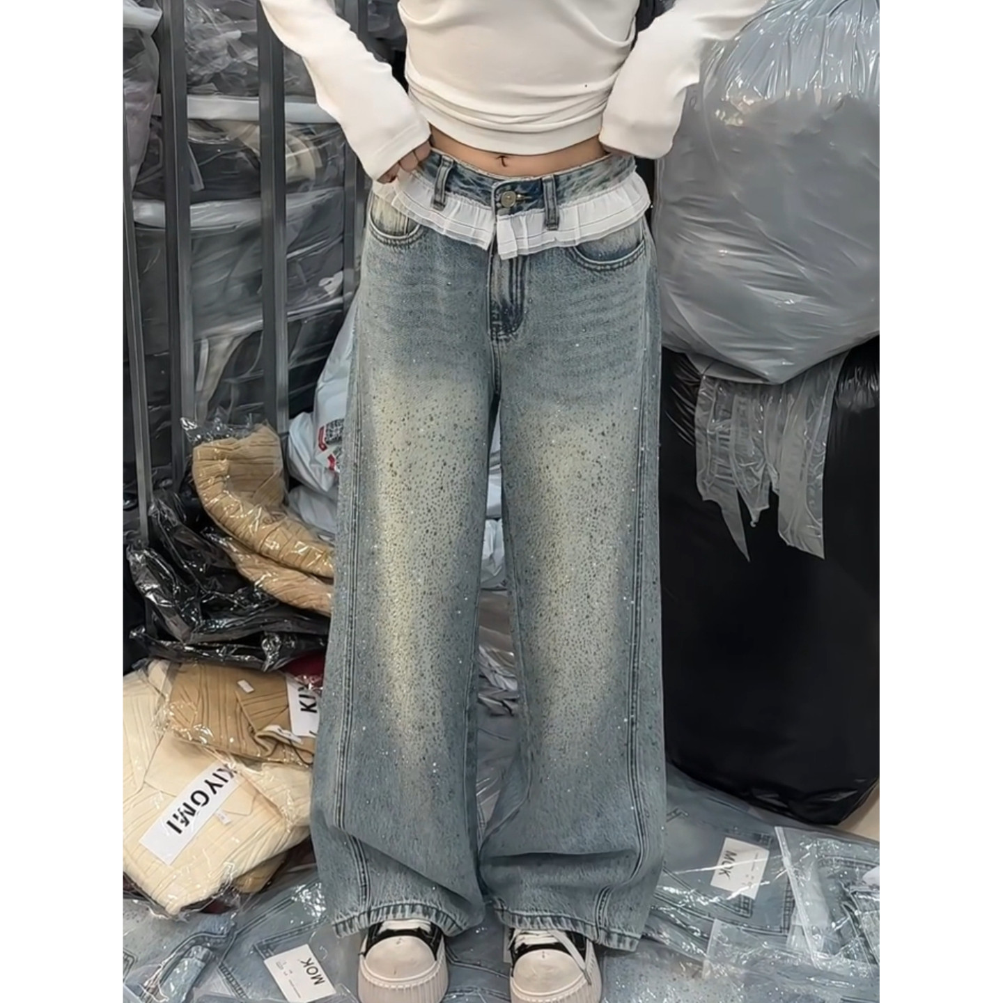 大码美式复古蕾丝拼接烫钻牛仔裤女辣妹设计感宽松显瘦阔腿拖地裤,淘宝优惠券,粉丝福利购,淘宝优惠卷