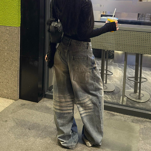 美式大码复古水洗折痕刺绣牛仔裤女2025秋季宽松垂感阔腿弯刀裤子 - 图3
