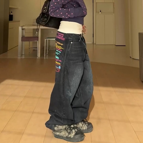 大码美式复古彩色字母印花牛仔裤男女秋冬街头宽松休闲阔腿长裤潮 - 图1