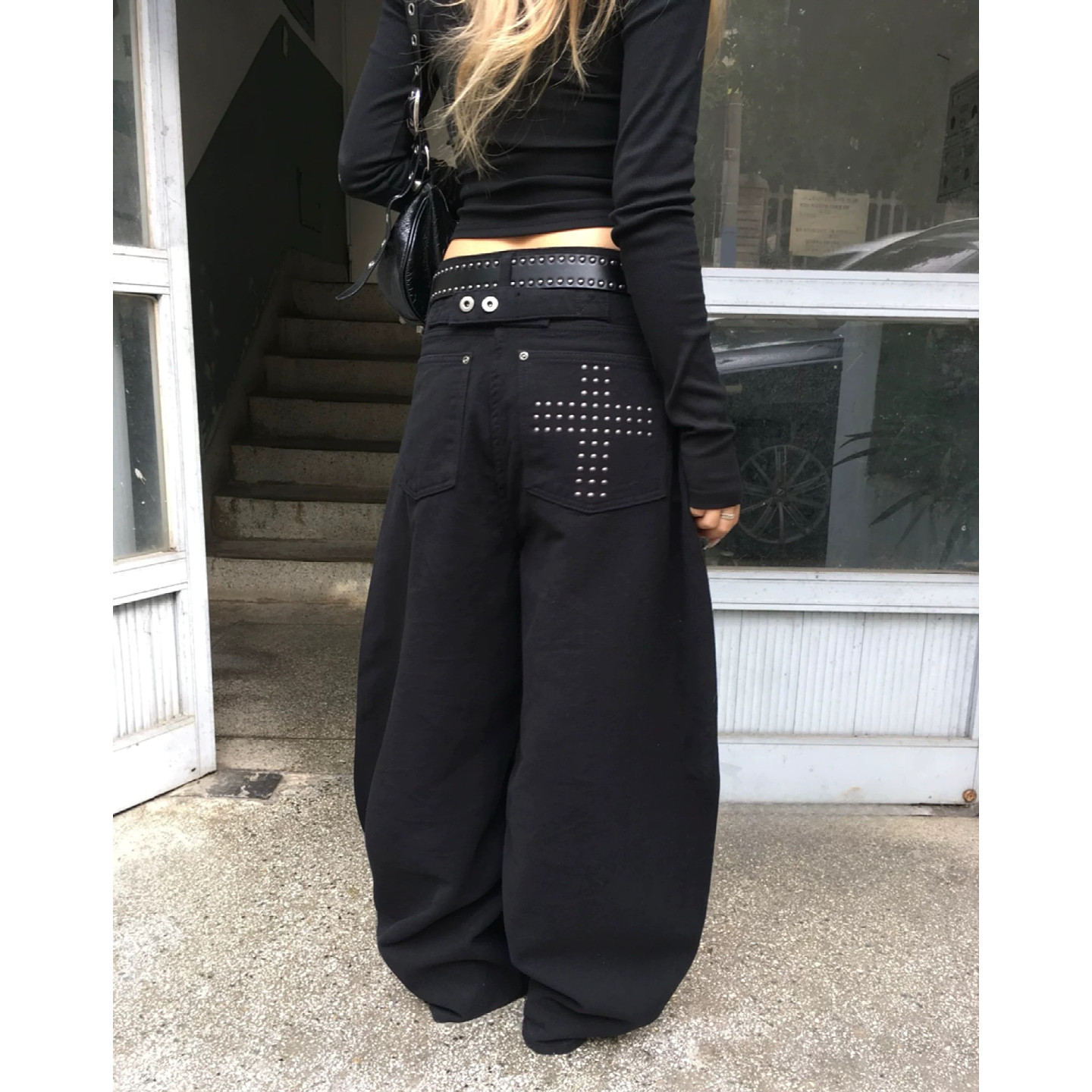 大码美式复古铆钉十字弯刀牛仔裤男女高街宽松显瘦垂感阔腿休闲裤,淘宝优惠券,粉丝福利购,淘宝优惠卷