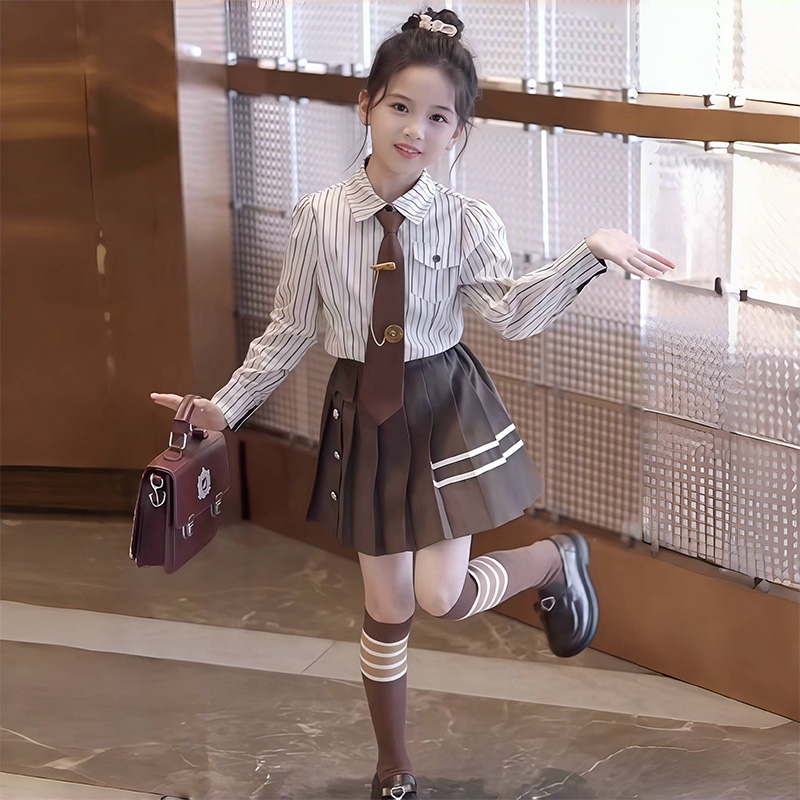 女童套装春秋装2025新款学院风儿童衣服秋款大童jk裙子春送长筒袜 - 图2