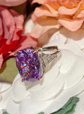 新款方形爆闪戒指山茶高碳钻简约