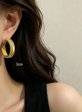 铜镀真金欧美小众宽面缠绕耳圈