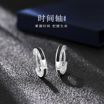 Pure silver earbuds mens singles Mens black personality Earrings 2022 New wave advanced senses very cool earrings 1693