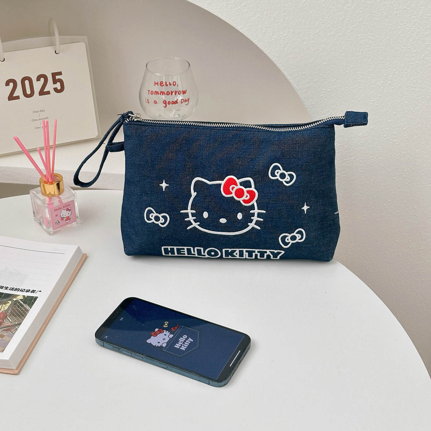 三丽鸥正版牛仔系列包包凯蒂猫斜挎手提单肩包包可爱刺绣少女心萌,淘宝优惠券,粉丝福利购,淘宝优惠卷