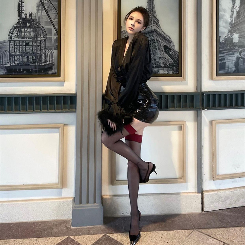 网红同款纯欲诱惑过膝丝袜薄款显瘦通透裸感高筒袜打底红色丝袜,淘宝优惠券,粉丝福利购,淘宝优惠卷