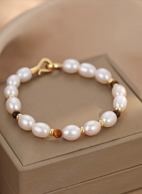 轻奢小众天然淡水珍珠手链女高级感百搭手饰手串气质优雅女士珠光